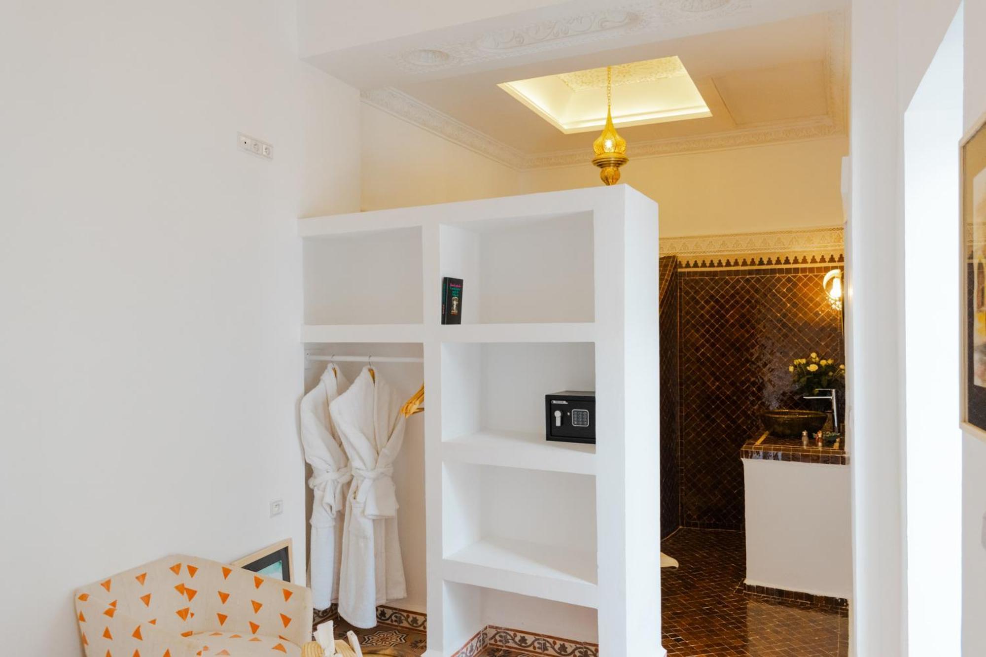 Boutique Hotel La Maison Darts Et Medicine Marrakesh Exteriör bild
